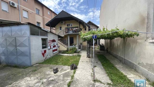 Kuća, Prodaja, 119m2, Centar, Gradska lokacija, Jagodina