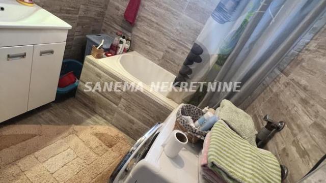 Kuća, Trosoban, Prodaja, 89m2, Širi centar, Gradska lokacija, Apatin