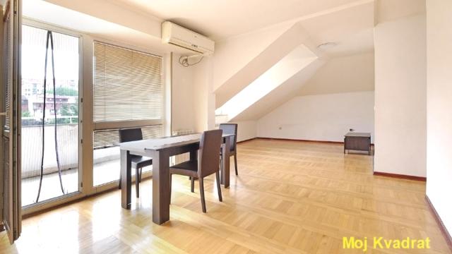Stan, Trosoban, Prodaja, 83m2, Banovo brdo, Čukarica, Blagoja Parovića