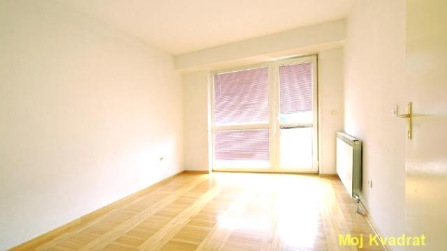 Stan, Trosoban, Prodaja, 83m2, Banovo brdo, Čukarica, Blagoja Parovića
