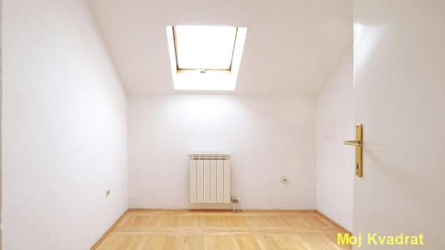 Stan, Trosoban, Prodaja, 83m2, Banovo brdo, Čukarica, Blagoja Parovića