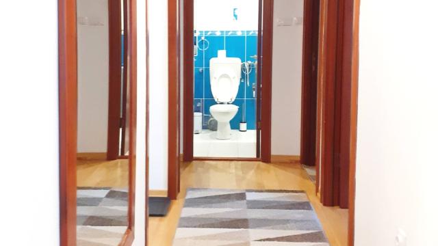 Stan, Trosoban, Izdavanje, 81m2, Veljka Lukića-Kurjaka