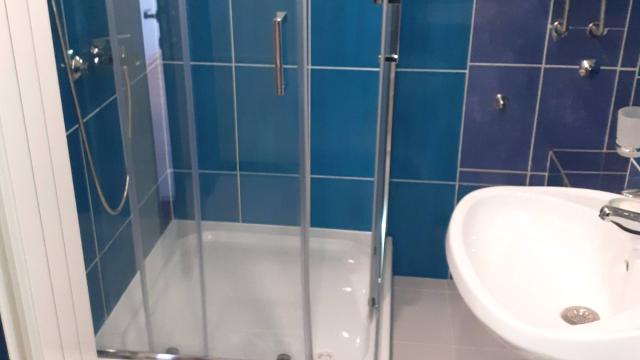 Stan, Trosoban, Izdavanje, 81m2, Veljka Lukića-Kurjaka