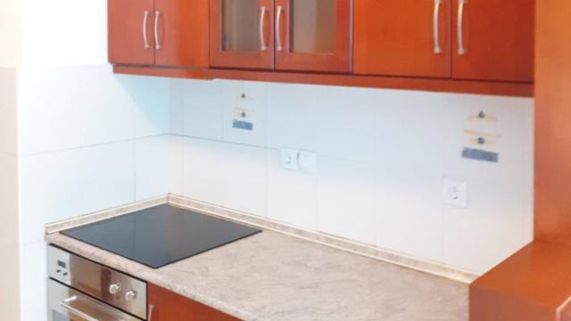 Stan, Trosoban, Izdavanje, 81m2, Veljka Lukića-Kurjaka