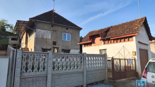 Kuća, četvorosoban, Prodaja, 150m2, Okolno mesto, Svilajnac