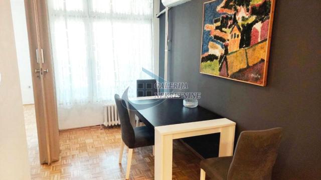 Stan, Trosoban, Prodaja, 77m2, Banjica, Voždovac, Bulevar oslobođenja