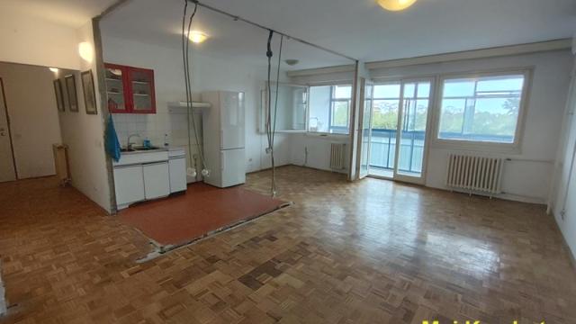 Stan, Trosoban, Prodaja, 78m2, Blok 44 (TC Piramida), Novi Beograd, Gandijeva
