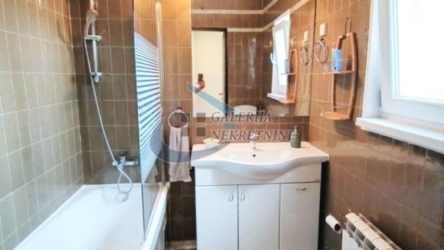 Stan, Trosoban, Prodaja, 63m2, Zeleni venac, Stari grad, Lomina