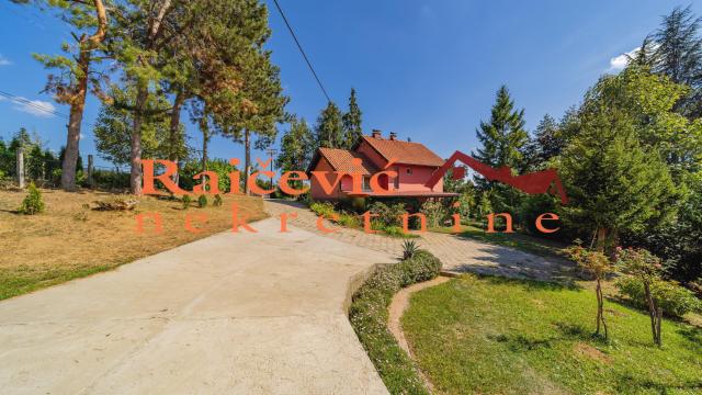 Kuća, Petosoban, Prodaja, 270m2, Sremska Rača, Okolno mesto, Banijska