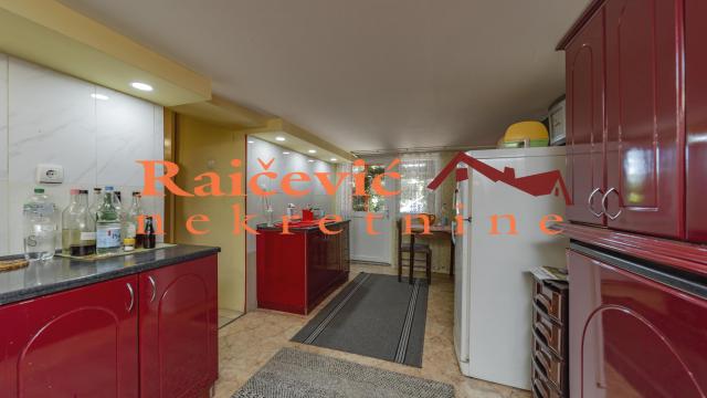 Kuća, Petosoban, Prodaja, 270m2, Sremska Rača, Okolno mesto, Banijska