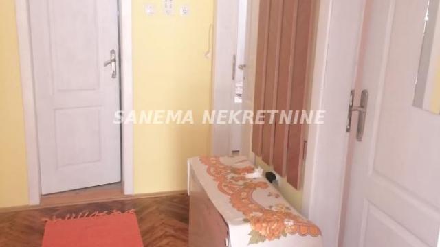 Kuća, Trosoban, Prodaja, 89m2, Širi centar, Gradska lokacija, Apatin