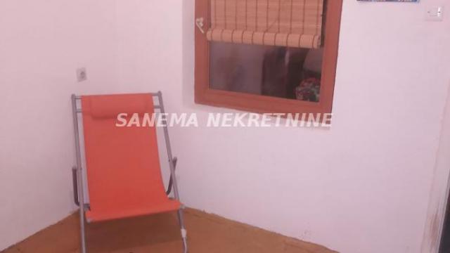 Kuća, Trosoban, Prodaja, 89m2, Širi centar, Gradska lokacija, Apatin