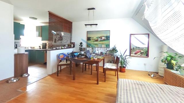 Stan, četvorosoban, Prodaja, 84m2, Dorćol, Stari grad, Carigradska