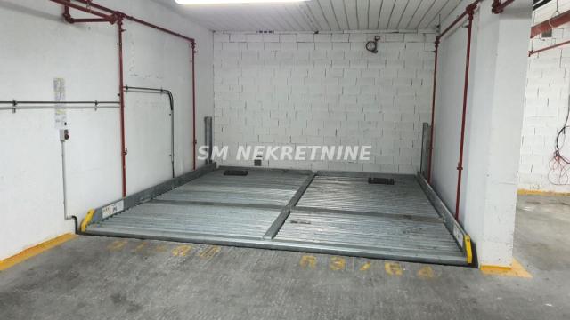 Poslovni prostor, Izdavanje, 14m2, Bulbulder, Zvezdara, Dimitrija Tucovića