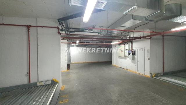 Poslovni prostor, Izdavanje, 14m2, Bulbulder, Zvezdara, Dimitrija Tucovića