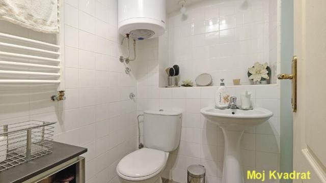 Stan, Troiposoban, Prodaja, 140m2, Kej, Zemun, Jovana Subotića