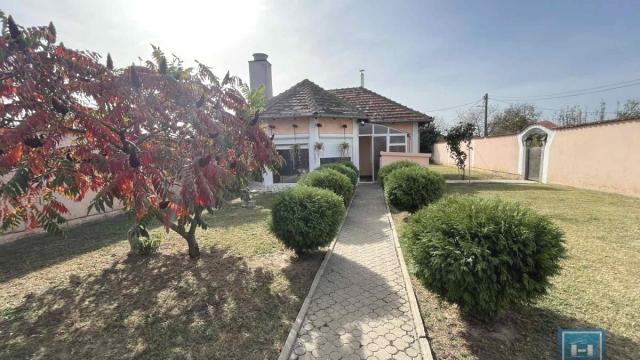 Kuća, Trosoban, Prodaja, 73m2, Okolno mesto, Jagodina