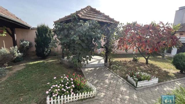 Kuća, Trosoban, Prodaja, 73m2, Okolno mesto, Jagodina