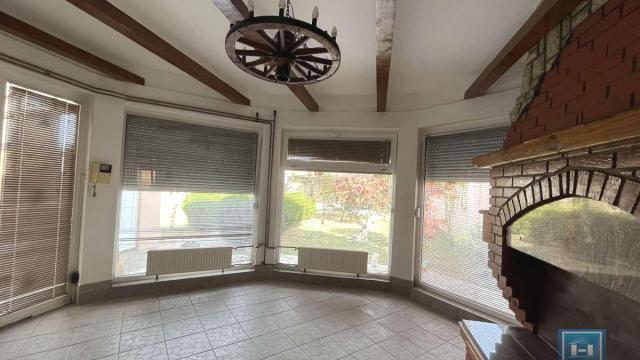 Kuća, Trosoban, Prodaja, 73m2, Okolno mesto, Jagodina