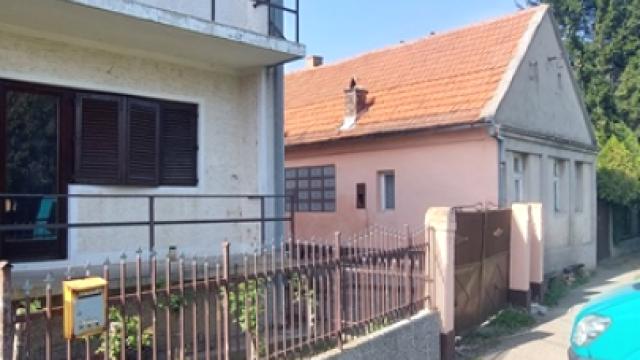 Kuća, Prodaja, 411m2, Stari Banovci, Okolno mesto, Rade Ninkovića