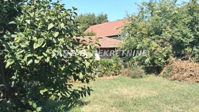 Kuća, Prodaja, 205m2, Selenča, Gradska lokacija, Sombor