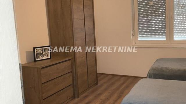 Kuća, Trosoban, Prodaja, 117m2, Gornja Varoš, Gradska lokacija, Sombor