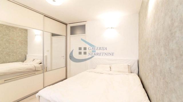 Stan, Dvosoban, Prodaja, 63m2, Blok 21, Novi Beograd, Bulevar Zorana Đinđića
