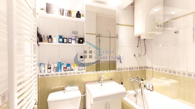 Stan, Dvosoban, Prodaja, 63m2, Blok 21, Novi Beograd, Bulevar Zorana Đinđića