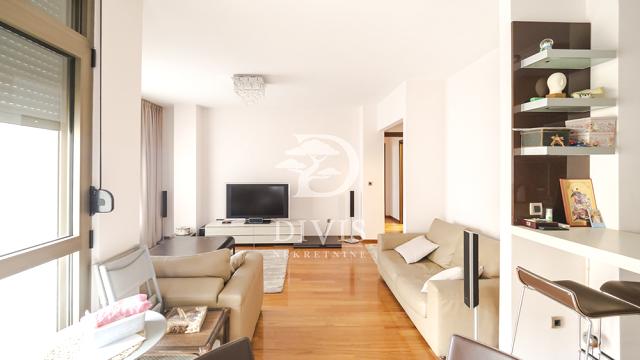 Stan, Trosoban, Prodaja, 80m2, Patrijarha Gavrila