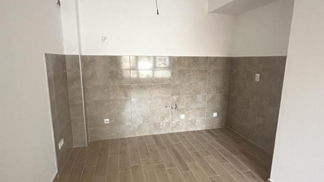 Stan, Dvosoban, Prodaja, 46m2, Centar, Gradska lokacija, Ćuprija