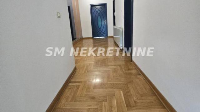 Kuća, Izdavanje, 980m2, Jajinci, Voždovac, Bulevar Jna