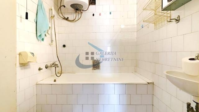 Stan, Trosoban, Prodaja, 59m2, Topličin venac, Stari grad, Maršala Birjuzova