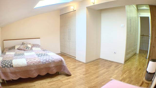 Stan, četvorosoban, Prodaja, 160m2, Đevđelijska