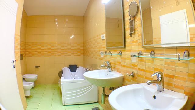 Stan, četvorosoban, Prodaja, 160m2, Đevđelijska