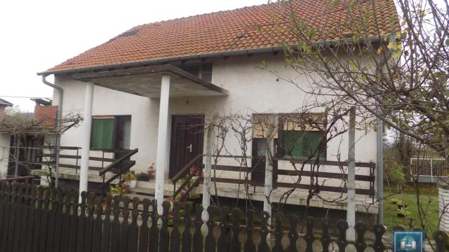 Kuća, Petosoban, Prodaja, 129m2, Ćićevac