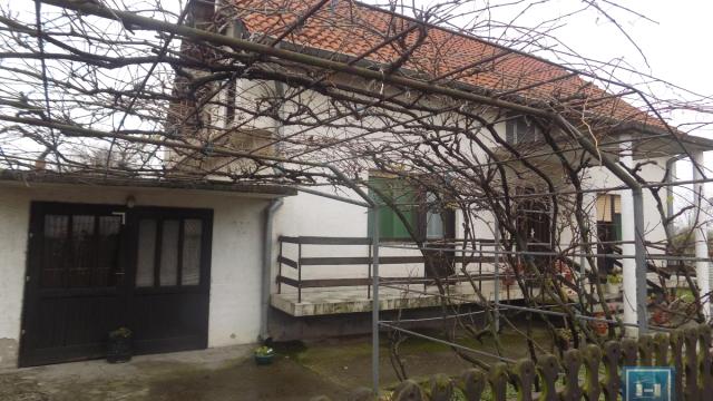 Kuća, Petosoban, Prodaja, 129m2, Ćićevac