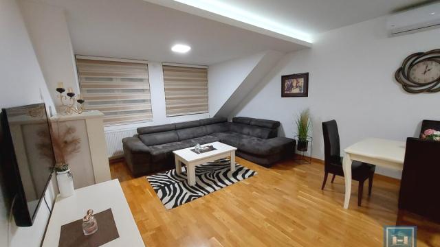 Stan, Jednoiposoban, Izdavanje, 54m2, Centar, Gradska lokacija, Jagodina