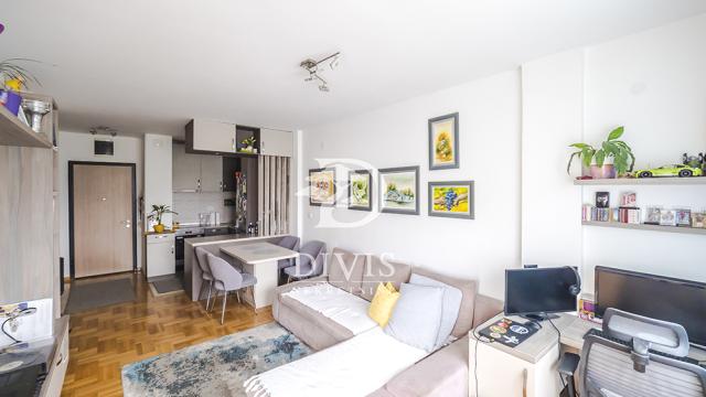 Stan, Trosoban, Prodaja, 62m2, Bulevar JNA