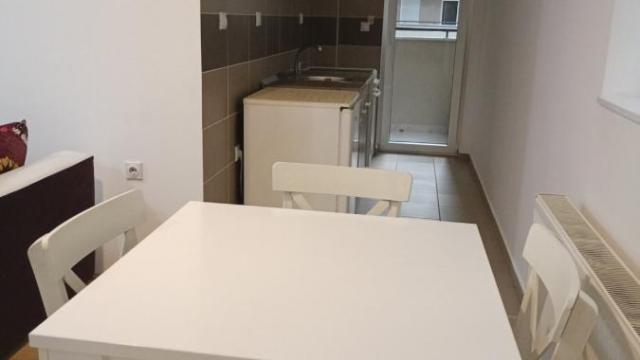 Stan, Jednosoban, Izdavanje, 32m2, Centar, Gradska lokacija, Jagodina
