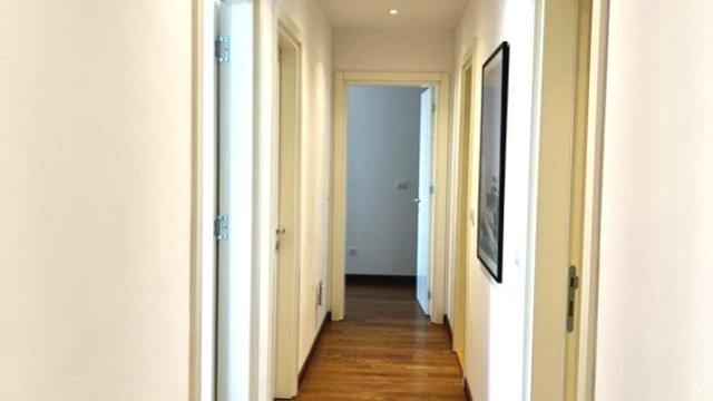 Stan, četvorosoban, Izdavanje, 120m2, Beograd na vodi, Savski venac, Hercegovačka
