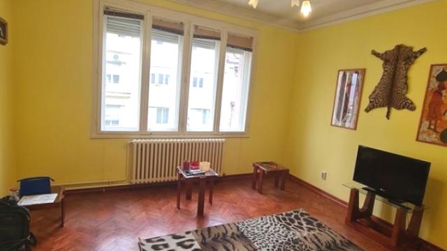 Stan, Jednoiposoban, Izdavanje, 50m2, Cvetni trg, Vračar, Resavska