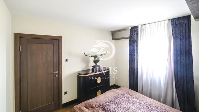 Stan, Dvoiposoban, Prodaja, 78m2, Bulevar despota Stefana