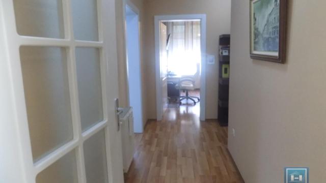 Stan, Trosoban, Prodaja, 96m2, Jagodnjak, Gradska lokacija, Paraćin