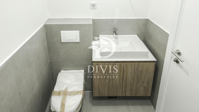 Stan, Dvoiposoban, Prodaja, 66m2, Zmaj Jove Jovanovića