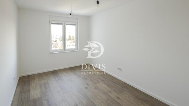 Stan, Dvoiposoban, Prodaja, 66m2, Zmaj Jove Jovanovića