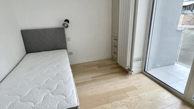 Stan, četvorosoban, Izdavanje, 180m2, Obilićev venac