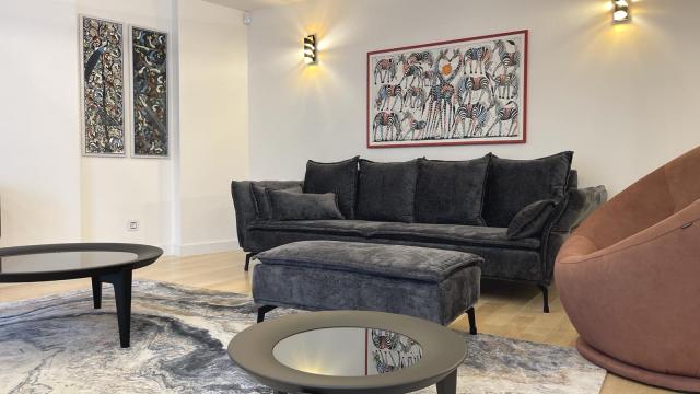 Stan, četvorosoban, Izdavanje, 180m2, Obilićev venac