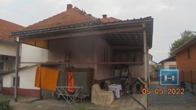 Kuća, Dvoiposoban, Prodaja, 95m2, Gradska lokacija, Ćuprija