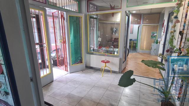 Poslovni prostor, četvorosoban, Prodaja, 142m2, Gradska lokacija, Jagodina