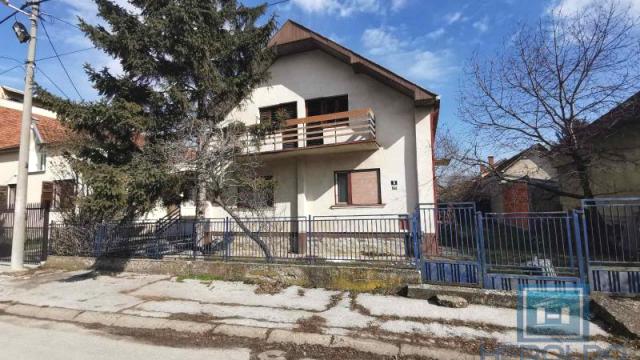 Kuća, Prodaja, 266m2, Pivara, Gradska lokacija, Jagodina